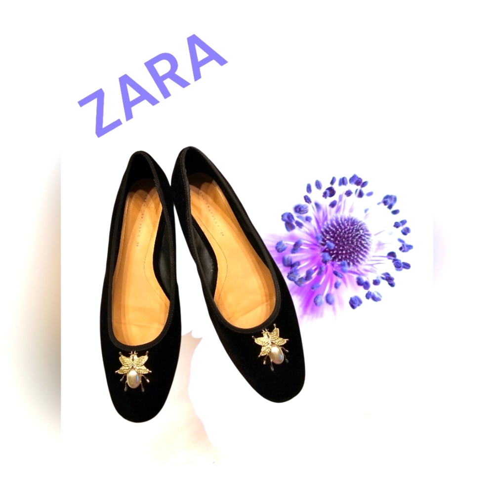 Zara Beetle Embelished Velvet Faux Pearl Ballet Flats in Black